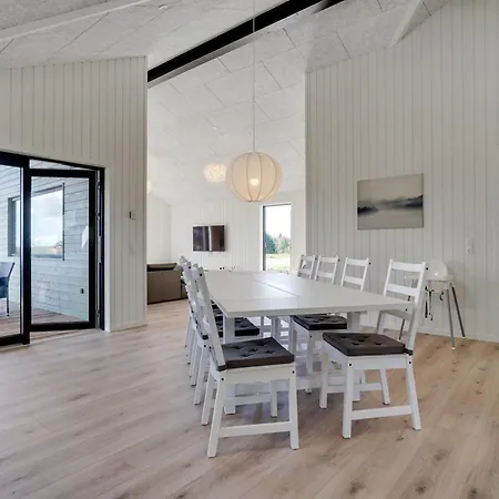 Alpo - 450m From The Sea By Interhome *